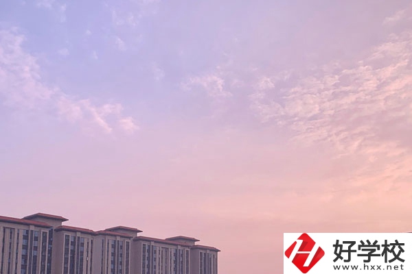 想在常德讀中專，有哪些比較好的學(xué)校推薦？