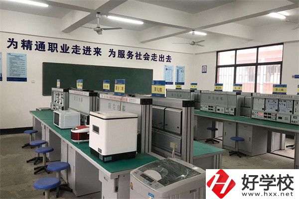 邵陽(yáng)重點(diǎn)工業(yè)中職有哪些？辦學(xué)條件怎么樣？