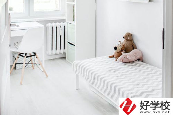 郴州科龍職業(yè)技術(shù)學校宿舍怎么樣？環(huán)境好不好？