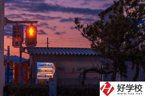 株洲市工業(yè)中等學(xué)校怎么樣？環(huán)境好嗎？