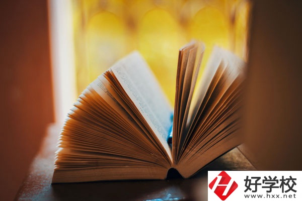 祁東縣職業(yè)中等專業(yè)學(xué)校環(huán)境好不好？宿舍怎么樣？