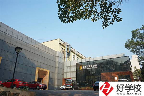 湘潭技師學院畢業(yè)是什么文憑？招不招收初中生？
