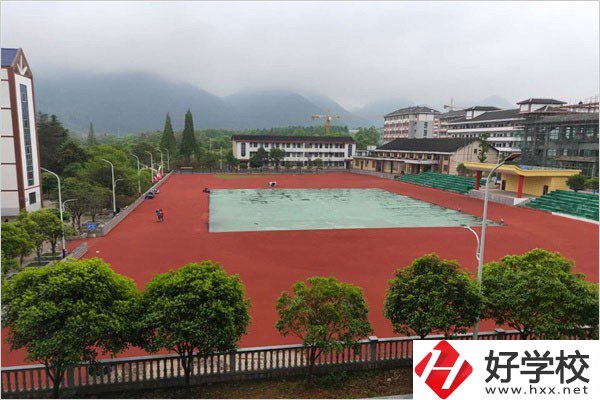 邵陽電商中專有哪些？管理如何？