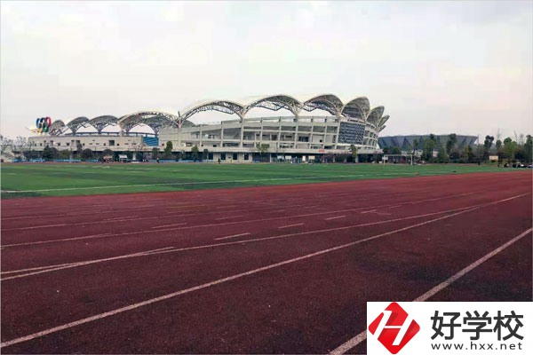 邵陽市體育運(yùn)動(dòng)學(xué)校運(yùn)動(dòng)場(chǎng)