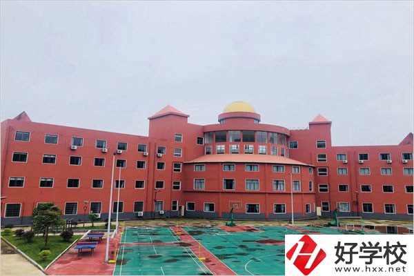 湘潭天人職校的管理怎么樣？嚴格嗎？
