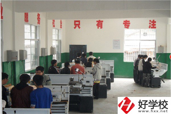 懷化的公辦職高有哪些？可以免學(xué)費(fèi)嗎？