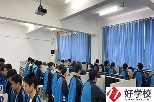 岳陽市網(wǎng)絡(luò)工程職業(yè)學(xué)校專業(yè)有哪些？辦學(xué)特色如何？