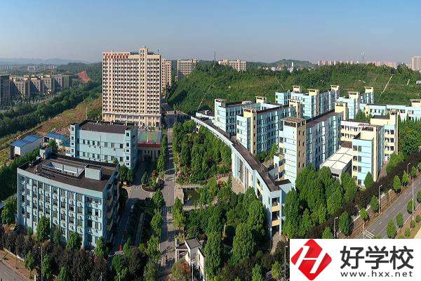 長沙財經(jīng)學(xué)校有沒有官網(wǎng)？怎樣才能找到？