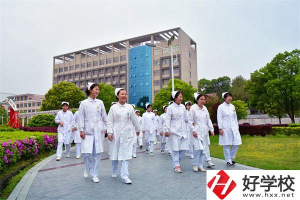 衡陽辦學(xué)規(guī)模排前三的中專是哪幾所？有什么辦學(xué)特色？