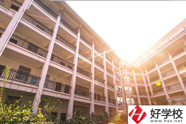 從就業(yè)前景來看，湘西自治州技工學(xué)校是否值得報(bào)考？