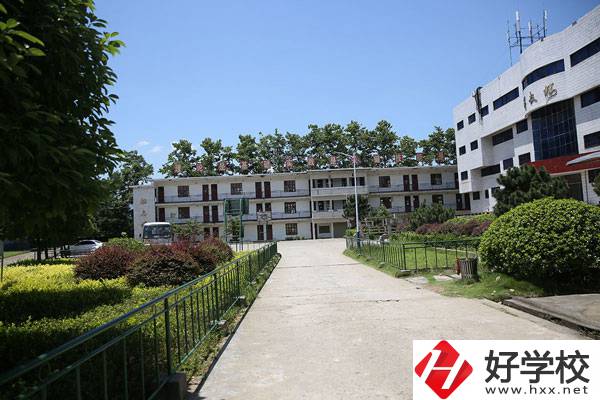 懷化市溆浦有什么中專學(xué)校？辦學(xué)條件如何？