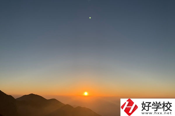 醴陵市陶瓷煙花職業(yè)技術(shù)學校怎么樣？師資力量如何？