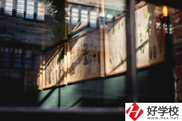 湖南省經(jīng)濟(jì)貿(mào)易職業(yè)中專學(xué)校好不好？宿舍怎么樣？