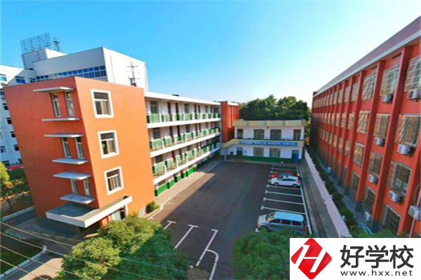 中國(guó)水電八局高級(jí)技工學(xué)校是所什么學(xué)校？有什么優(yōu)勢(shì)？