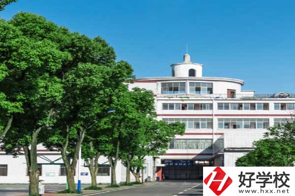 益陽市綜合職業(yè)中專好不好？校園環(huán)境怎么樣？