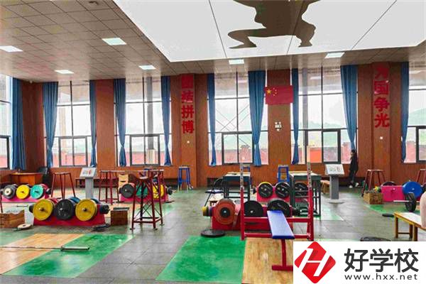 在邵陽想學(xué)體育可以去哪所職校？學(xué)體育好就業(yè)嗎？