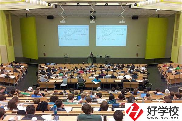 在湘西就讀中?？梢粤魧W(xué)嗎？哪所中專更有留學(xué)經(jīng)驗(yàn)？