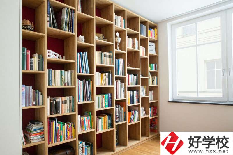 懷化鐵路職業(yè)中專學校怎么樣？地址多少？