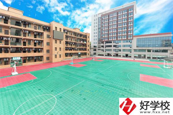 湘潭有哪些適合女生學習的職校？女生該如何選擇職校？