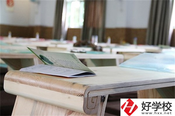 在張家界就讀的中專升為大專了，原來的學歷會提升嗎？