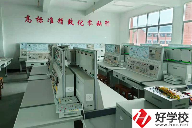 洪江市職業(yè)中專(zhuān)學(xué)校怎么樣？有哪些專(zhuān)業(yè)？
