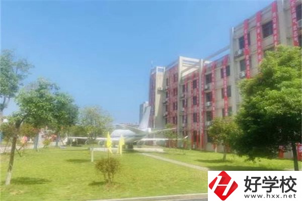 長沙經(jīng)貿(mào)職業(yè)中專有哪些招生專業(yè)？有哪些辦學(xué)優(yōu)勢？