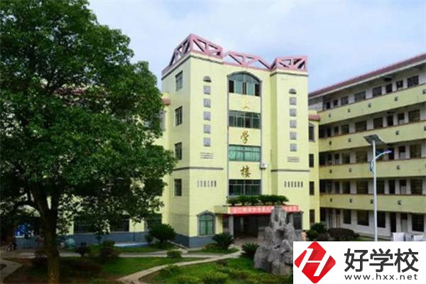 安仁職業(yè)中專怎么樣？有什么辦學特色？