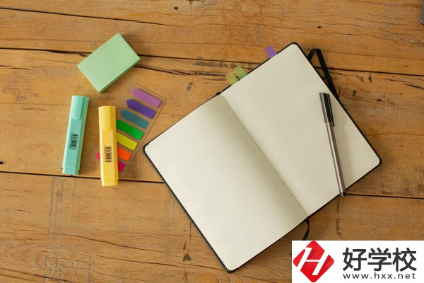湖南省懷化工業(yè)中等專業(yè)學(xué)校好不好？學(xué)校環(huán)境怎么樣？