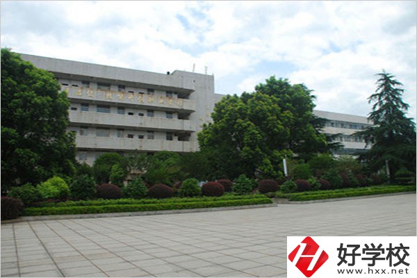 郴州有什么好的職校？會安排實習嗎？