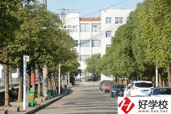 懷化經(jīng)開區(qū)有什么職校？開設(shè)了哪些專業(yè)？