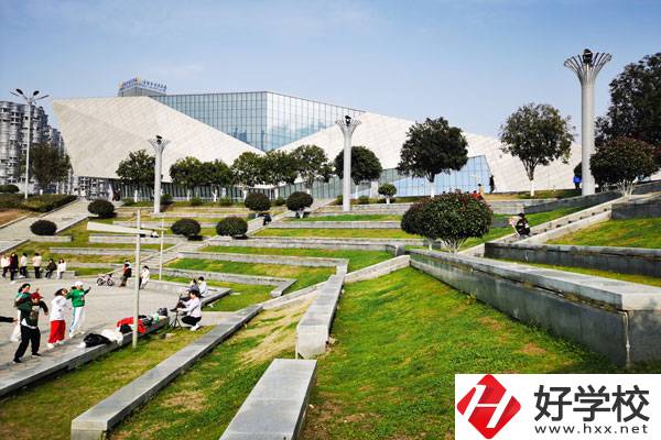 寧鄉(xiāng)有哪些民辦的中職學(xué)校？