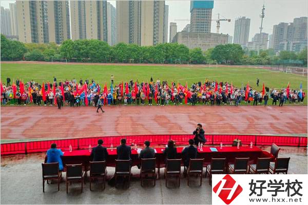 常德桃源縣機電成人中專是公辦還是民辦？就業(yè)率高嗎？