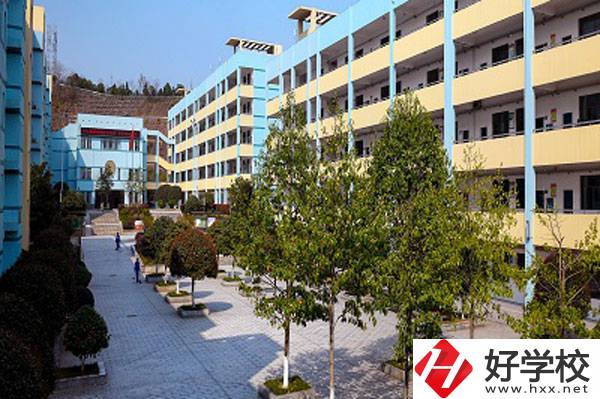 成績一般想上湖南的中專院校，有哪些學(xué)?？蛇x？