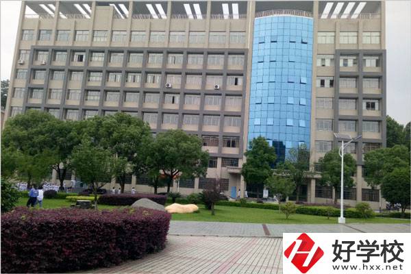湖南有哪些好的護(hù)理類中職學(xué)校？