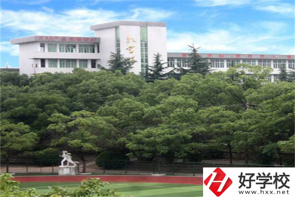 湘潭中考300-400分能讀哪些公立學(xué)校？讀職校有什么前景？