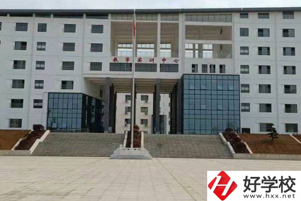 衡陽市第五技工學(xué)校有哪些辦學(xué)特色？