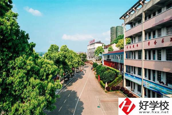 懷化有可以考大學(xué)的中職學(xué)校嗎？哪所升學(xué)情況比較好？