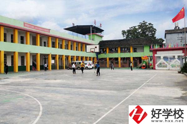 龍山縣誠信職業(yè)技術學校有什么優(yōu)勢?學校規(guī)模大嗎?