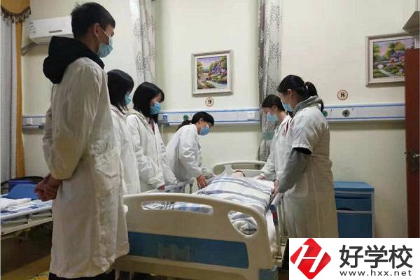 往屆初中畢業(yè)生也能讀中專嗎？湖南有哪些合適的學(xué)校？