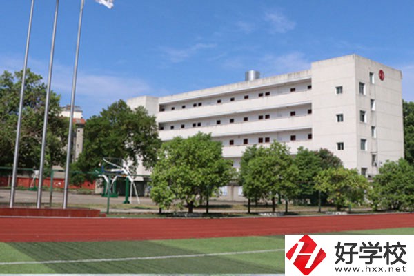 中鐵十二局有限公司技工學校怎么樣，有哪些專業(yè)？