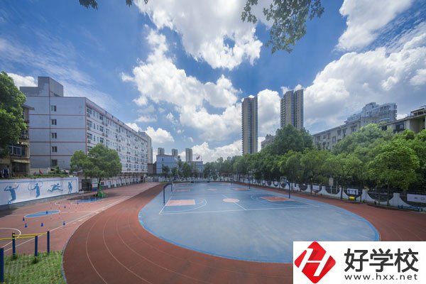 如果你想在長沙讀建筑專業(yè)，一定要看看這所學(xué)校