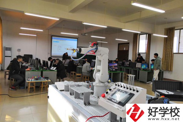郴州職業(yè)技術(shù)學院中職部好不好？值得讀嗎？