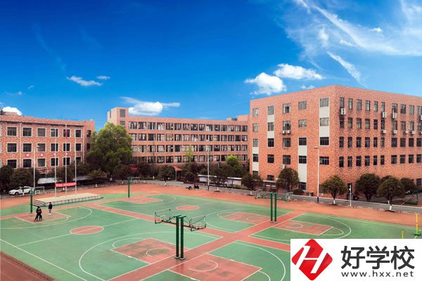 武岡市職業(yè)中專(zhuān)學(xué)校有哪些推薦報(bào)考的專(zhuān)業(yè)？