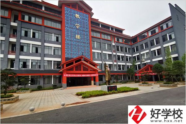 懷化精武體育藝術(shù)職校有哪些專業(yè)？就業(yè)方向怎么樣？