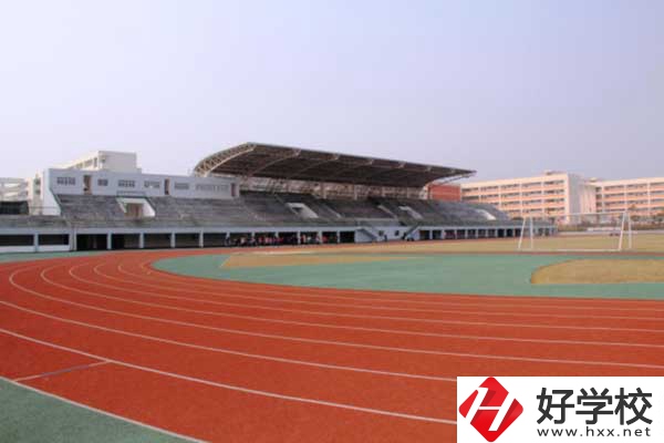 想學電子技術(shù)類專業(yè)，推薦長沙這所中職學校