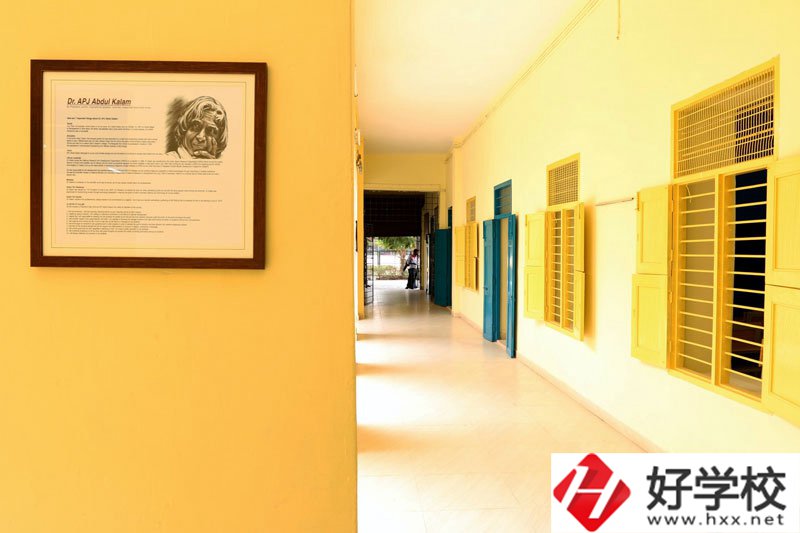 如何選擇一個適合自己的懷化中專學(xué)校？