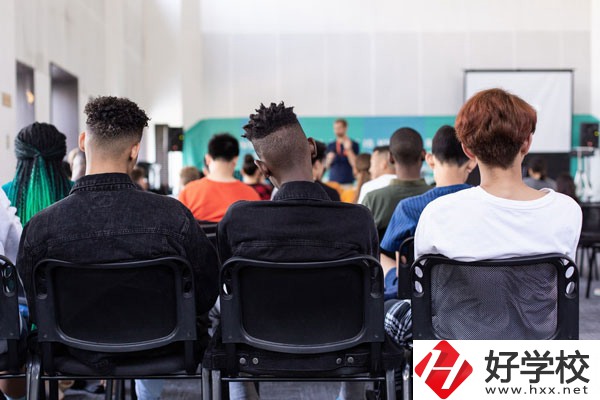 郴州建筑學(xué)校招生條件和招生對(duì)象是什么？