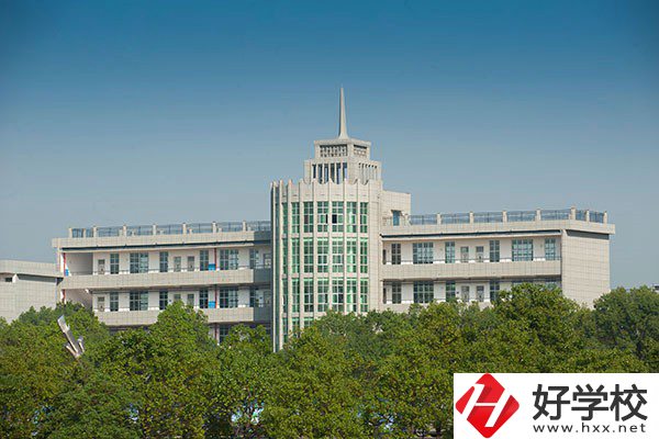 衡陽(yáng)幼師學(xué)校學(xué)費(fèi)是多少？專業(yè)就業(yè)前景怎么樣？