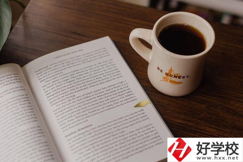 懷化醫(yī)專中專是好學(xué)校嗎？從這3點(diǎn)來(lái)判斷