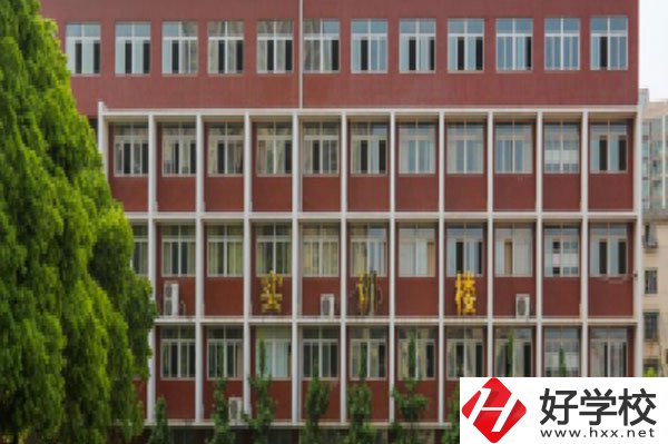 湖南工業(yè)貿(mào)易學校的移動商務(wù)專業(yè)怎么樣？